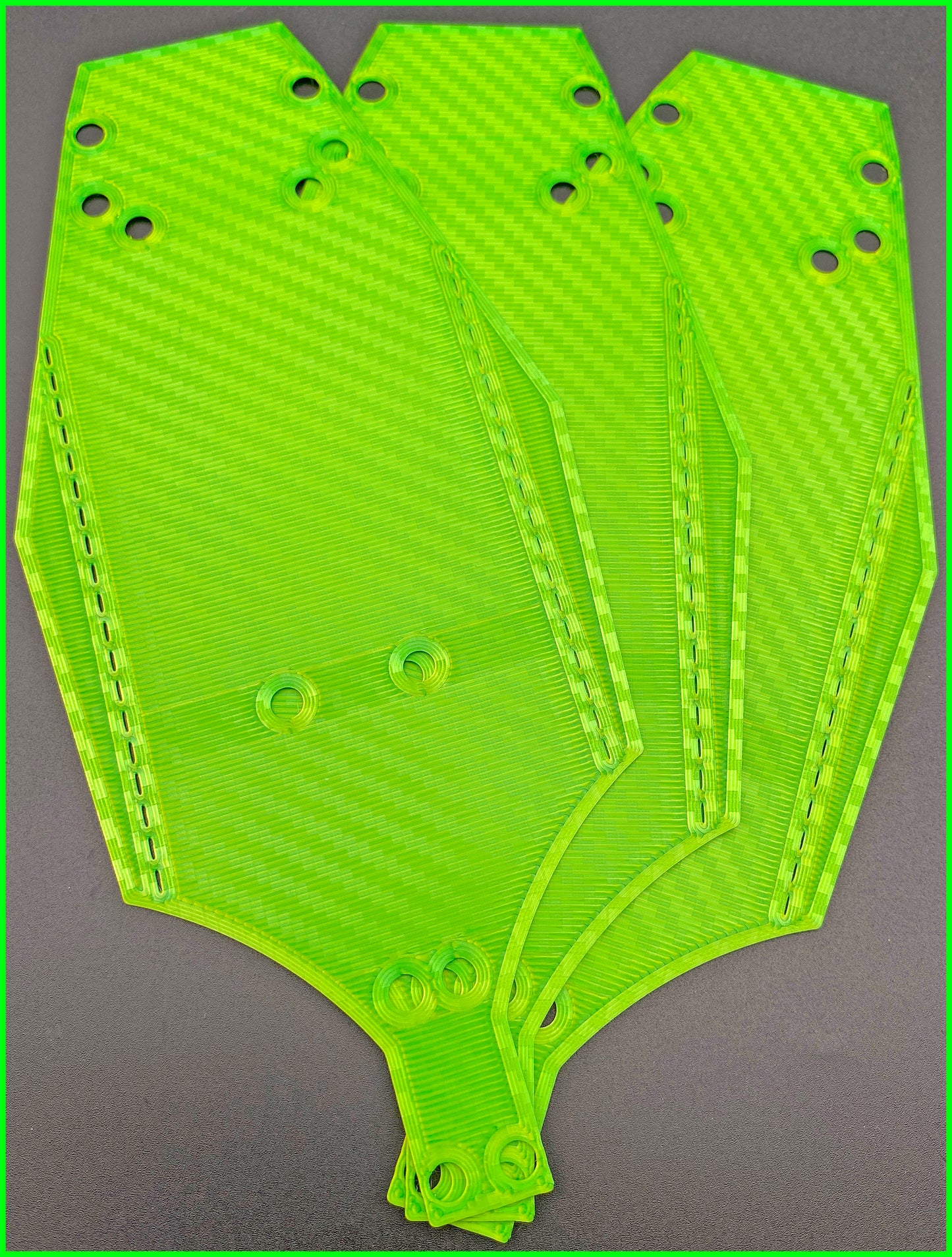 MINI B CHASSIS PROTECTOR 2D CARBON PATTERN