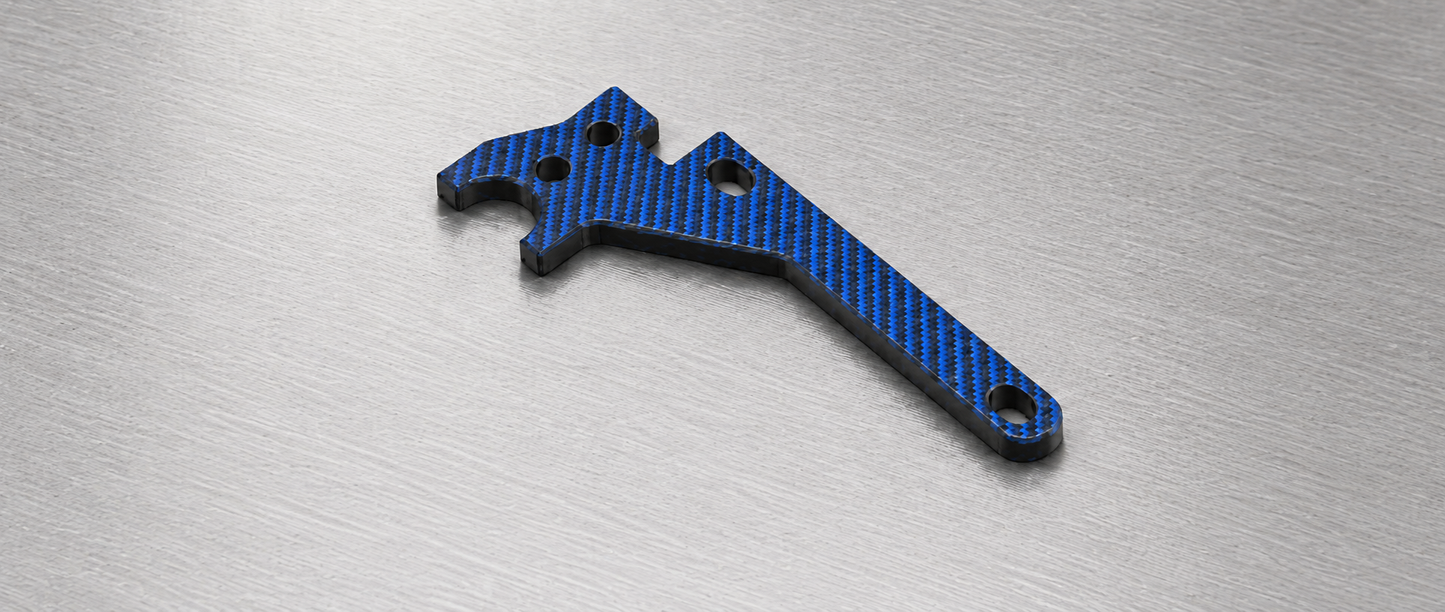 TC28 SERVO MOUNT PLATE / BLUE 3K TWILL CARBON